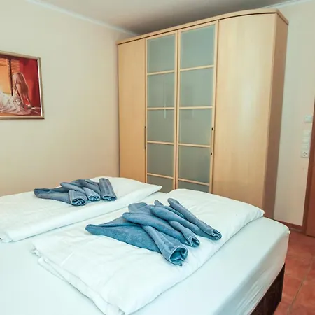 Krusenstern Apartment